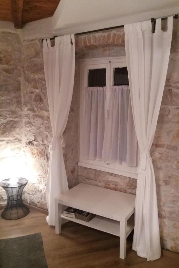 Romantic Studios روفينج المظهر الخارجي الصورة
