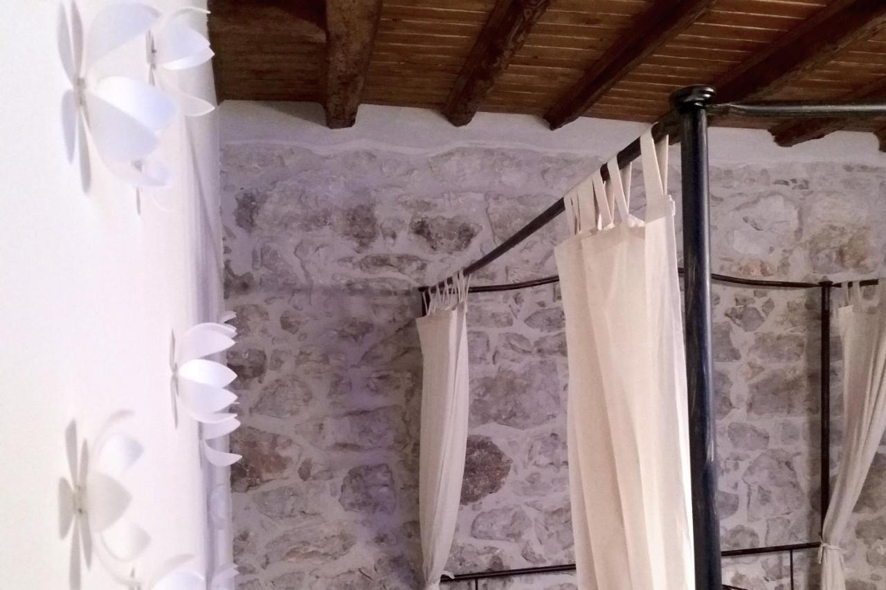 Romantic Studios روفينج المظهر الخارجي الصورة