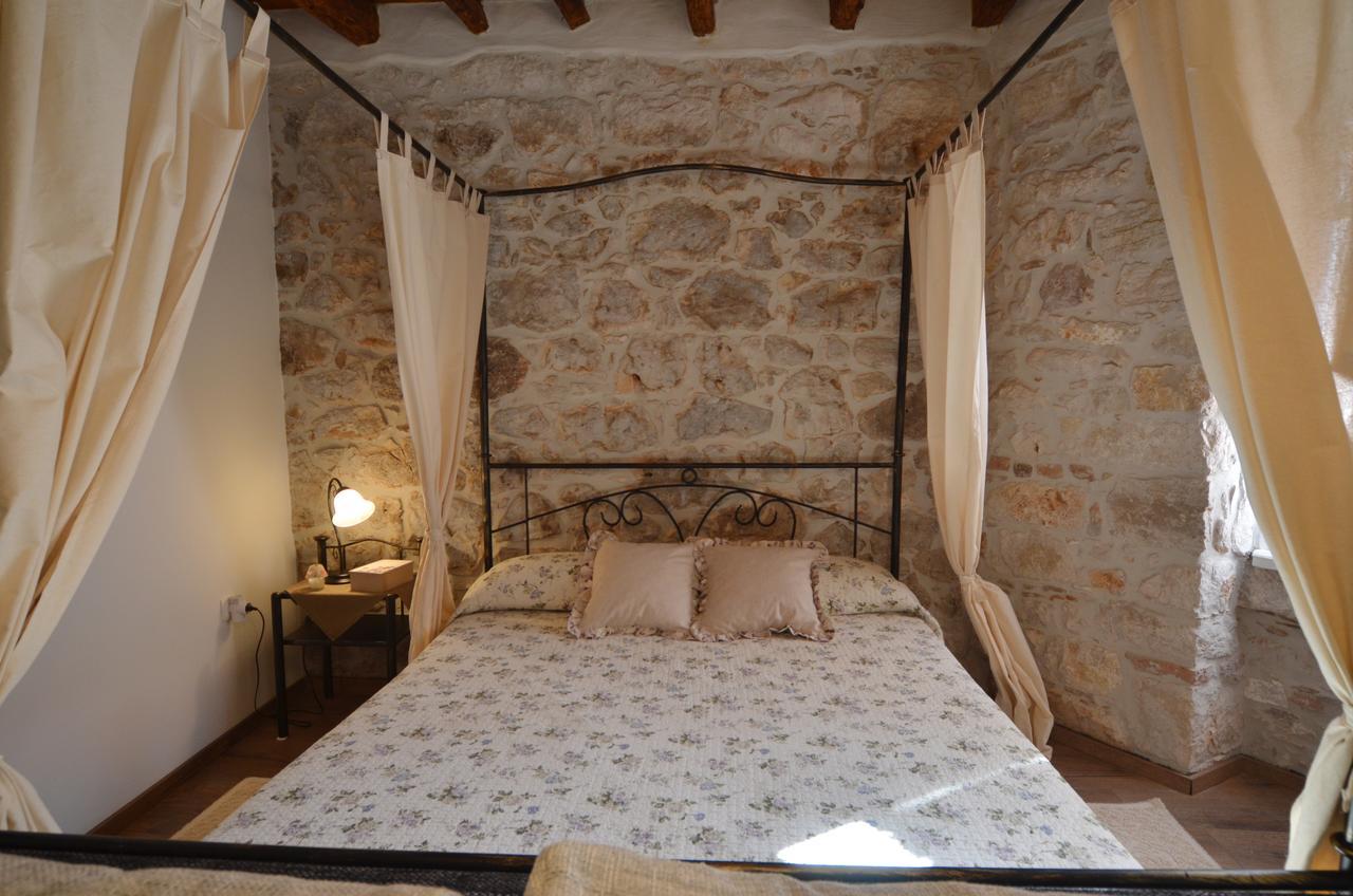 Romantic Studios روفينج المظهر الخارجي الصورة